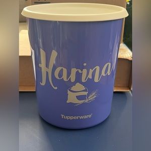 Brand new Tupperware canister